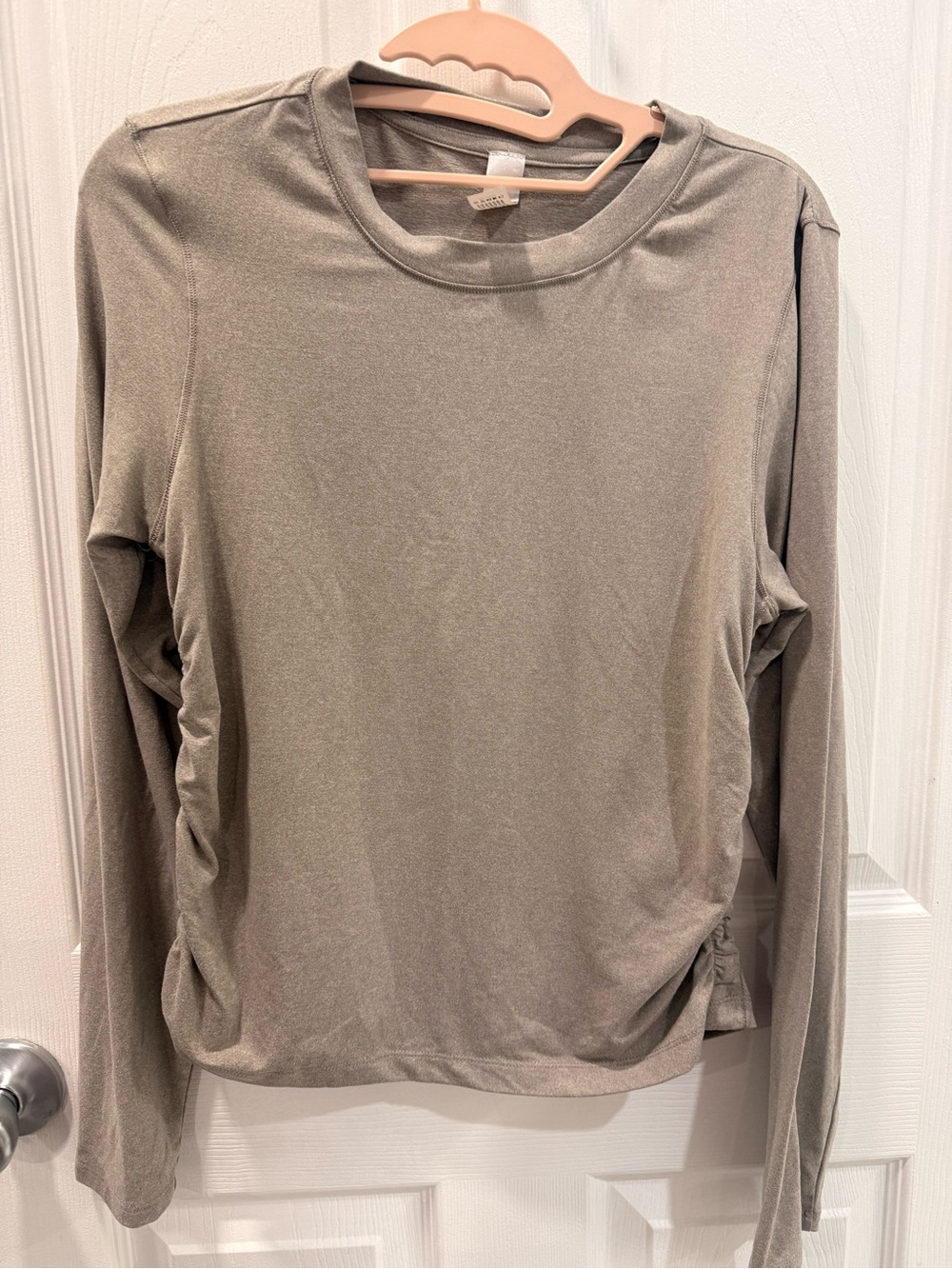 Women's Taupe Long Sleeve Ruched Side Tee